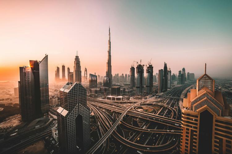 Dubai Holiday Planning Guide | Maharishi Tour And Travel
